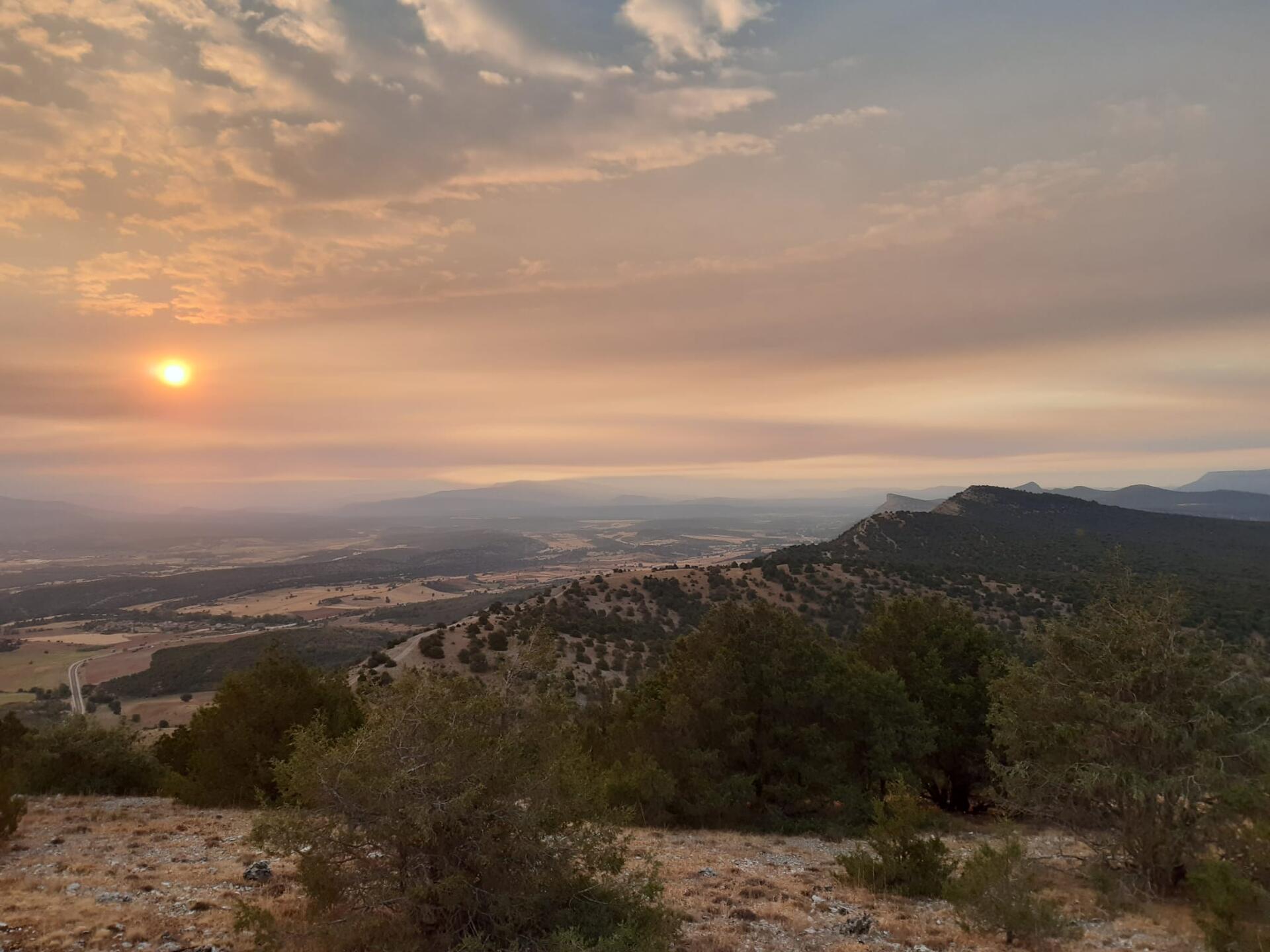 Amanecer desde la cumbre de Covatero